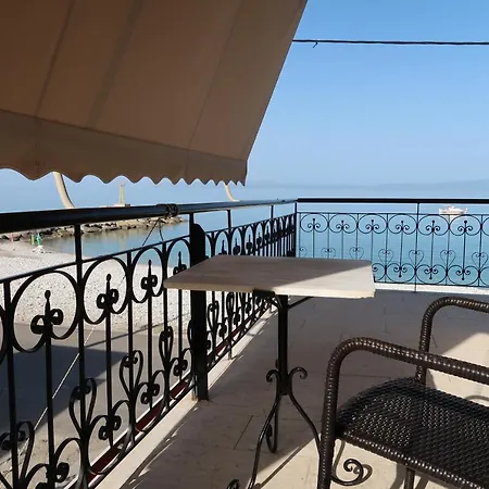 Akrogiali Beach Apartments Экстерьер фото