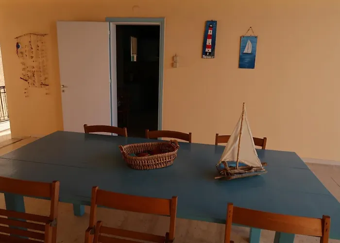 Akrogiali Beach Apartments