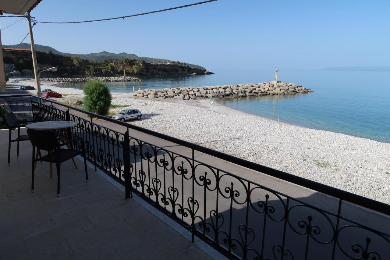 Akrogiali Beach Apartments Akrogiali