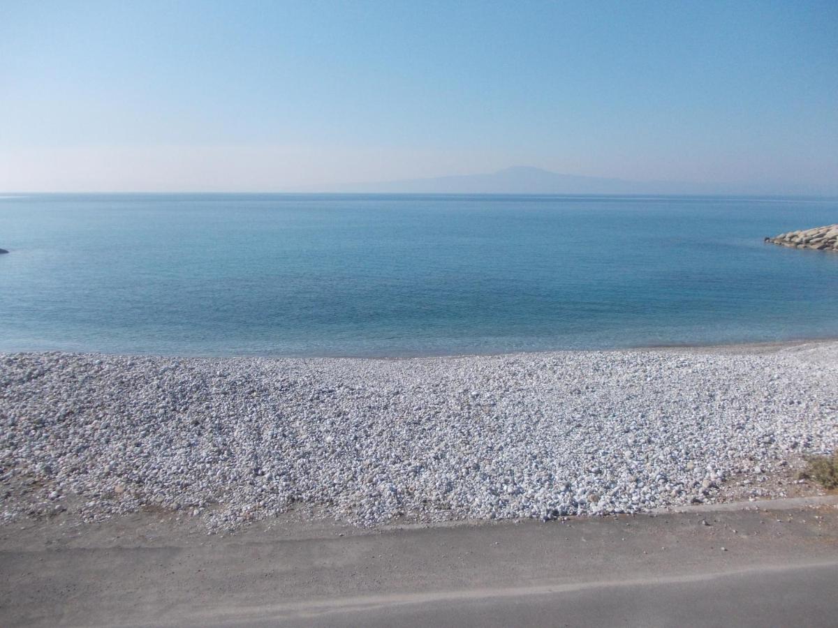 Akrogiali Beach Apartments * Akrogiali